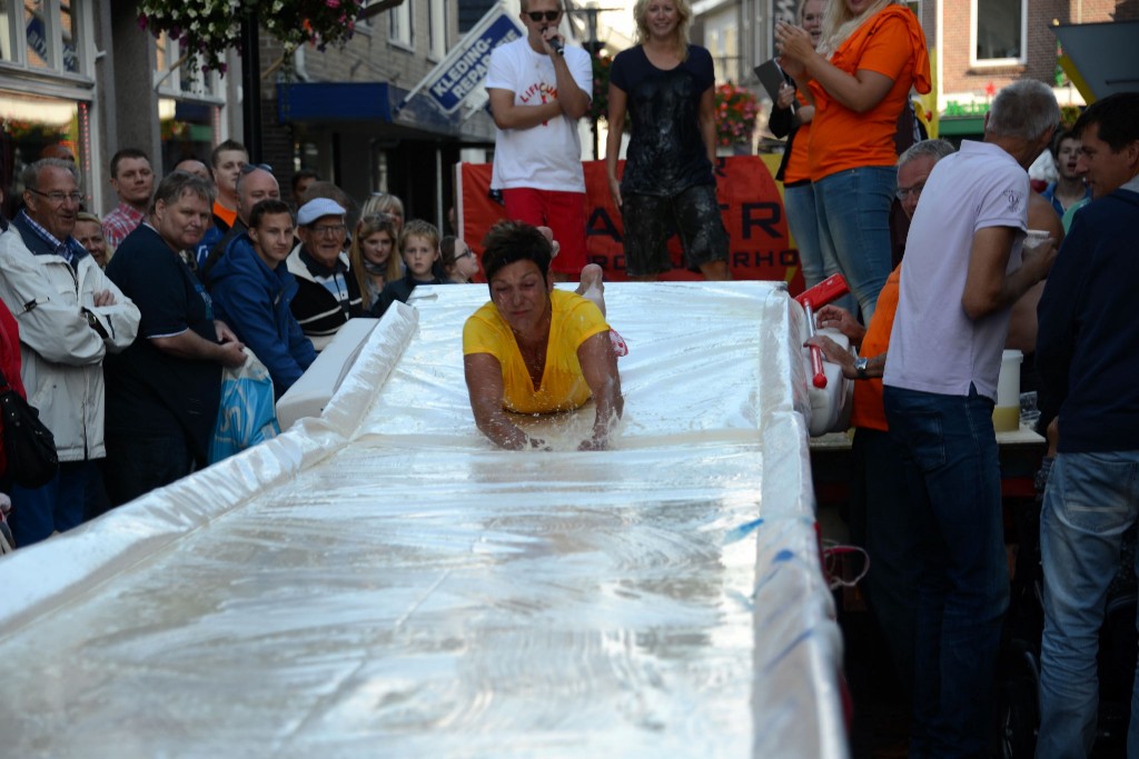 ../Images/Donderdag kermis 152.jpg